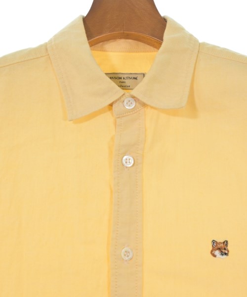 MAISON KITSUNE（メゾンキツネ）カジュアルシャツ 黄 サイズ:S メンズ/2200652869064