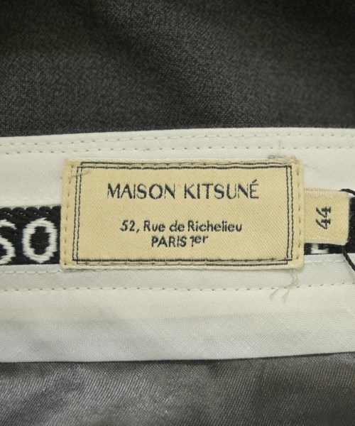 MAISON KITSUNE（メゾンキツネ）スラックス グレー サイズ:44(S位) メンズ/2200662738039