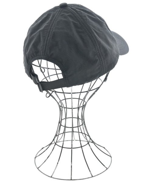 MAISON KITSUNE（メゾンキツネ）キャップ 黒 サイズ:- メンズ/2200671028022