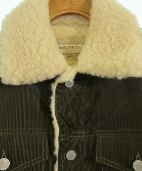 MAISON KITSUNE（メゾンキツネ）その他 カーキ サイズ:XS メンズ/2200723486268