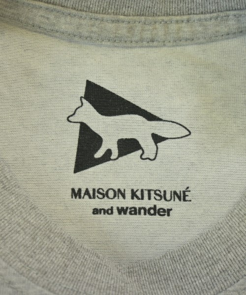 MAISON KITSUNE（メゾンキツネ）Tシャツ・カットソー グレー サイズ:2(M位) メンズ/2200727255075