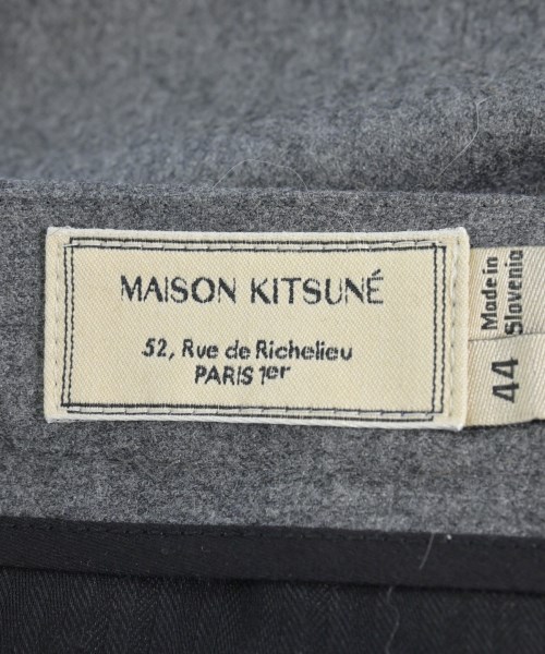 MAISON KITSUNE（メゾンキツネ）スラックス グレー サイズ:44(S位) メンズ/2200720418026
