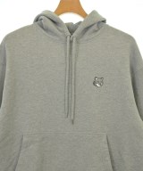 MAISON KITSUNE（メゾンキツネ）パーカー グレー サイズ:M メンズ/2200728997035