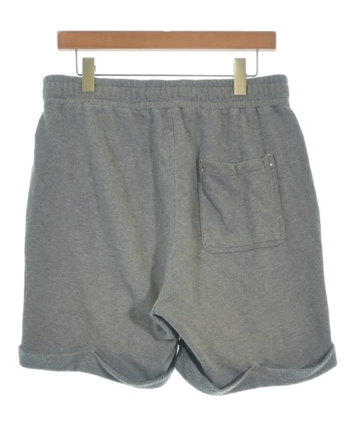 MAISON KITSUNE（メゾンキツネ）ショートパンツ グレー サイズ:M メンズ/2200682803052