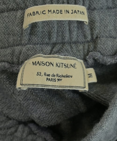 MAISON KITSUNE（メゾンキツネ）ショートパンツ グレー サイズ:M メンズ/2200682803052