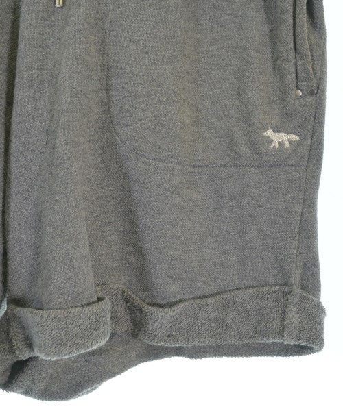 MAISON KITSUNE（メゾンキツネ）ショートパンツ グレー サイズ:M メンズ/2200682803052
