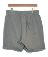 MAISON KITSUNE（メゾンキツネ）ショートパンツ グレー サイズ:M メンズ/2200682803052