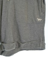 MAISON KITSUNE（メゾンキツネ）ショートパンツ グレー サイズ:M メンズ/2200682803052
