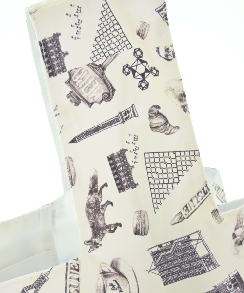 MAISON KITSUNE（メゾンキツネ）トートバッグ 白 サイズ:- レディース/2200596716080