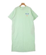 MAISON KITSUNE（メゾンキツネ）ワンピース 緑 サイズ:M レディース/2200613858144