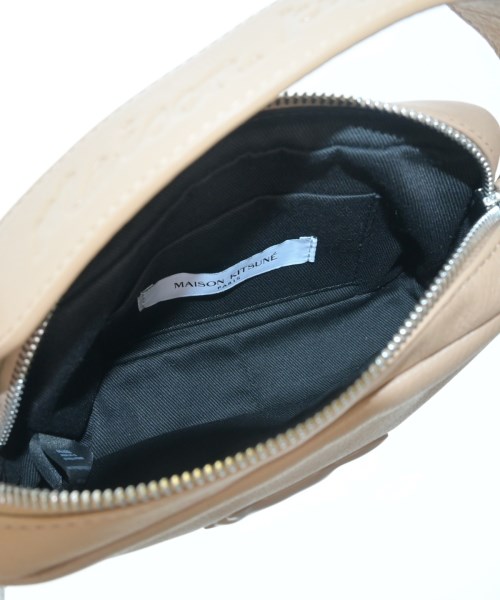 MAISON KITSUNE（メゾンキツネ）ショルダーバッグ ベージュ サイズ:- レディース/2200590237093