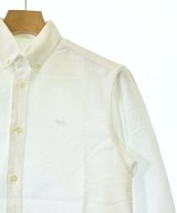 MAISON KITSUNE（メゾンキツネ）カジュアルシャツ 白 サイズ:36(S位) レディース/2200620164078