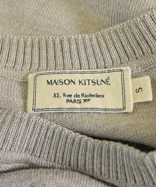 MAISON KITSUNE（メゾンキツネ）ニット・セーター ベージュ サイズ:S レディース/2200675679015