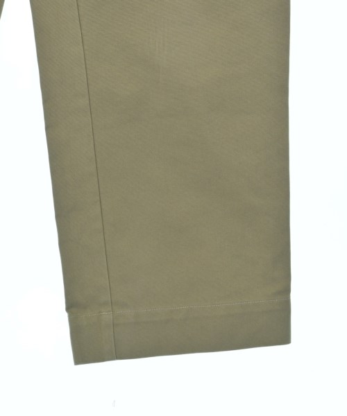 MAISON KITSUNE（メゾンキツネ）その他 カーキ サイズ:40(M位) レディース/2200656037018