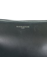 MAISON KITSUNE（メゾンキツネ）ショルダーバッグ 黒 サイズ:- レディース/2200712722100