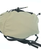 MAISON KITSUNE（メゾンキツネ）バックパック・リュック カーキ サイズ:- レディース/2200646036021