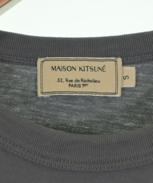 MAISON KITSUNE（メゾンキツネ）Tシャツ・カットソー グレー サイズ:S レディース/2200654100059