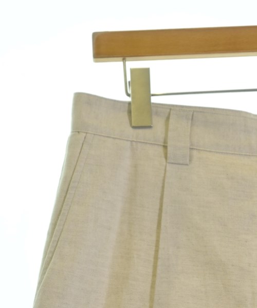 MAISON KITSUNE（メゾンキツネ）ショートパンツ ベージュ サイズ:38(M位) レディース/2200730357124