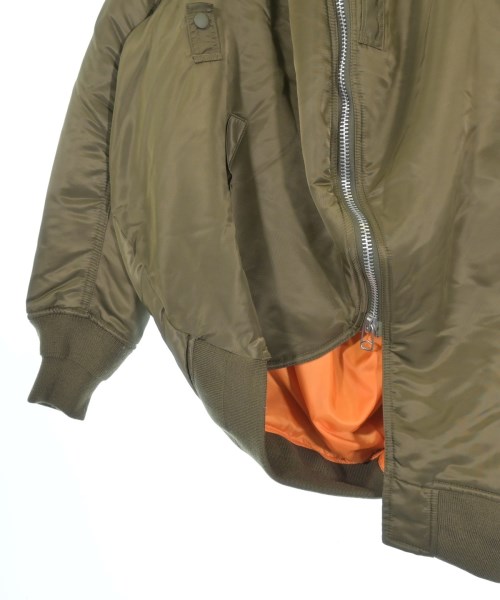 ANREALAGE（アンリアレイジ）ミリタリーブルゾン カーキ サイズ:38(M位) レディース/2200629098039