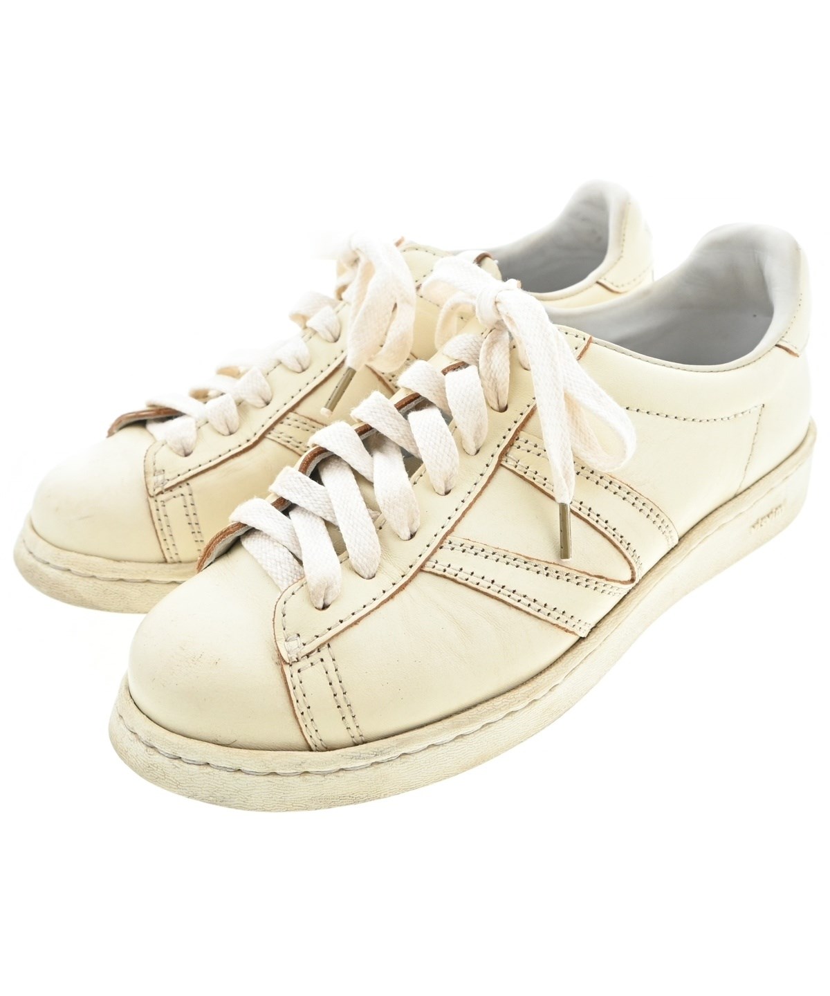 visvim スニーカー 白 24cm 【公式通販】