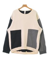 Edwina Horl スウェット