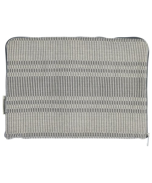 Johanna Gullichsen（ヨハンナグリクセン）クラッチバッグ 白 サイズ:- レディース/2200665640421