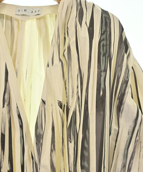 RIM.ARK（リムアーク）カジュアルシャツ 白 サイズ:F レディース/2200668659079