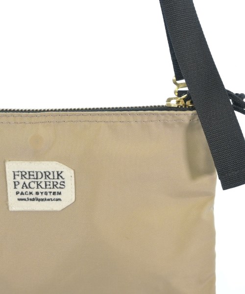 FREDRIK PACKERS（フレドリックパッカーズ）ショルダーバッグ ベージュ サイズ:- レディース/2200672743153