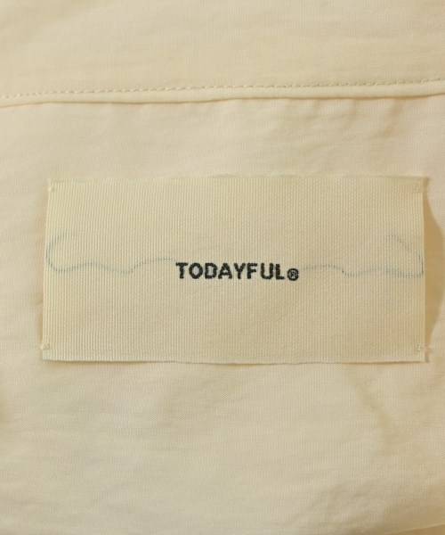 TODAYFUL（トゥデイフル）カジュアルシャツ 白 サイズ:F レディース/2200723320036