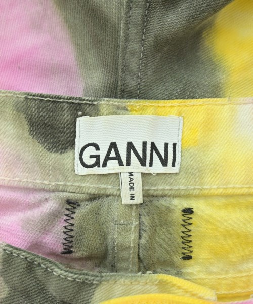 Ganni（ガニー）ショートパンツ 黄 サイズ:27(M位) レディース/2200693803027