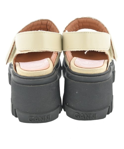 Ganni（ガニー）サンダル ベージュ サイズ:EU37(23.5cm位) レディース/2200642896124