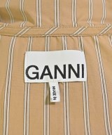 Ganni（ガニー）カジュアルシャツ ベージュ サイズ:36(S位) レディース/2200702135347