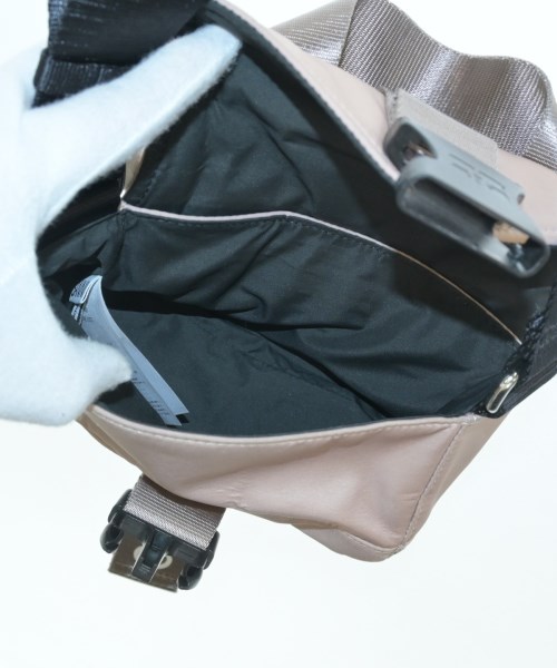 Ganni（ガニー）ショルダーバッグ ベージュ サイズ:- レディース/2200670413072