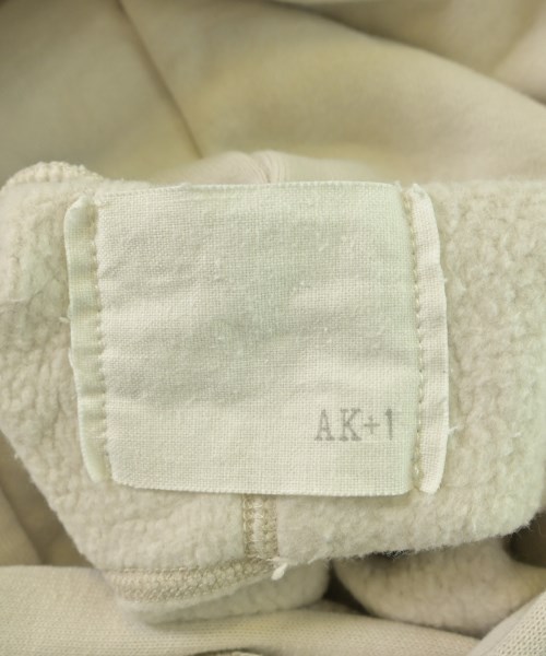 AK+1 by EFFE BEAMS（エーケーワンバイエッフェビームス）パーカー 白 サイズ:36(S位) レディース/2200615640181