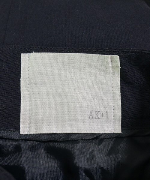AK+1 by EFFE BEAMS（エーケーワンバイエッフェビームス）スラックス 紺 サイズ:36(S位) レディース/2200732162344