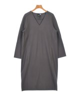 ATON（エイトン）ワンピース カーキ サイズ:2(M位) レディース/2200620540025