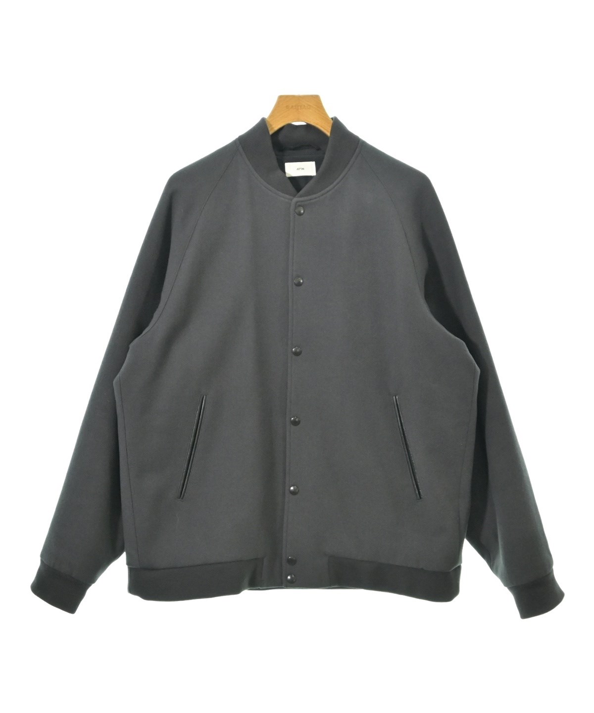 ATON エイトン ブルゾン（その他） XL グレー 【古着】【中古】【送料無料】 ATON（エイトン）スタジャン グレー サイズ:06(XXL位) メンズ
