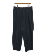 URU スラックス