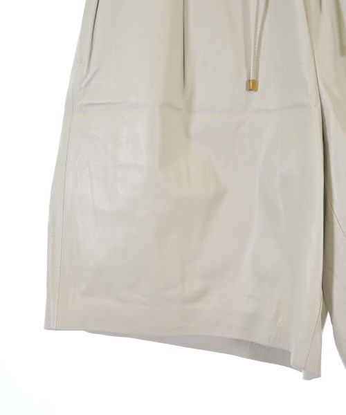 ebure（エブール）その他 白 サイズ:36(S位) レディース/2200631191032