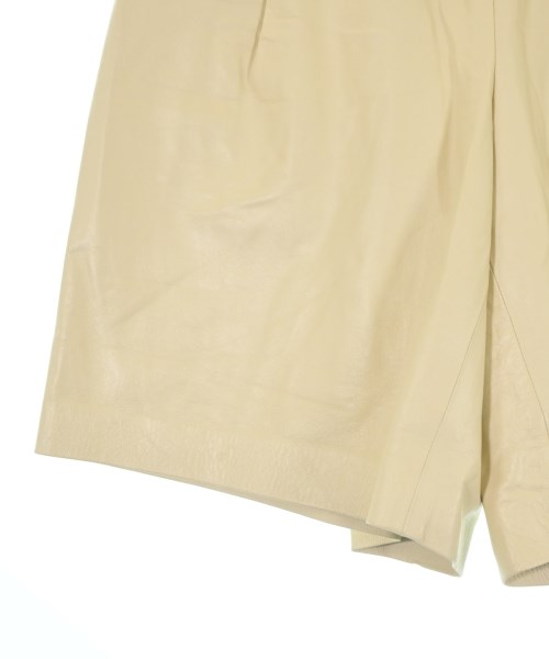 ebure（エブール）ショートパンツ 黄 サイズ:36(S位) レディース/2200631192015