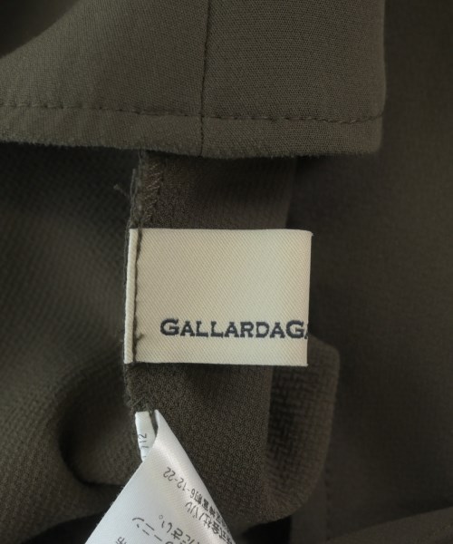 GALLARDAGALANTE NAVY（ガリャルダガランテネイビー）オールインワン/サロペット カーキ サイズ:F レディース/2200715356036