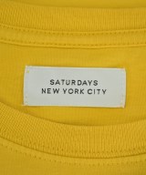 SATURDAYS NEW YORK CITY（サタデーズニューヨークシティー）Tシャツ・カットソー 黄 サイズ:M メンズ/2200726477249