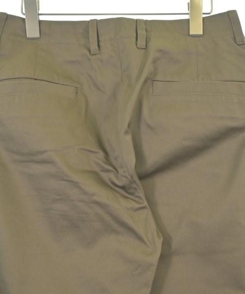 UNIVERSAL OVERALL（ユニバーサルオーバーオール）チノパン カーキ サイズ:1(S位) メンズ/2200629407251