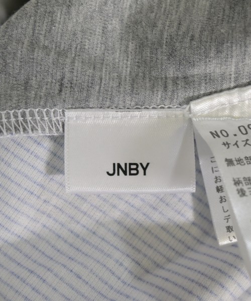JNBY（ジェーエヌビーワイ）Tシャツ・カットソー グレー サイズ:38(M位) レディース/2200665236129