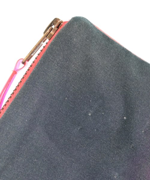 Dezso（デッツォ）クラッチバッグ グレー サイズ:- レディース/2200675364355