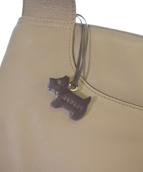 RADLEY LONDON（ラドリーロンドン）ショルダーバッグ ベージュ サイズ:- レディース/2200612000247