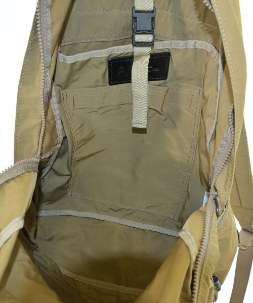 AMIACALVA（アミアカルヴァ）バックパック・リュック ベージュ サイズ:- メンズ/2200651100175