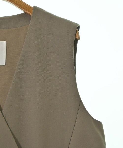 1er Arrondissement（プルミエアロンディスモン）その他 カーキ サイズ:36(S位) レディース/2200659576026