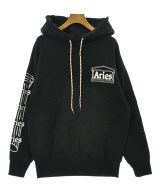 Aries パーカー