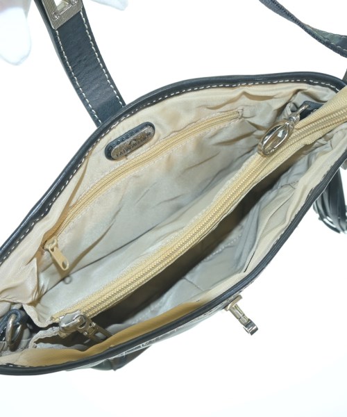 LA BAGA GERIE（ラバガジュリー）ショルダーバッグ カーキ サイズ:- レディース/2200650371040